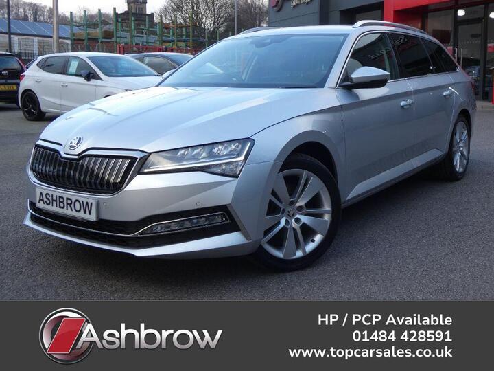 Skoda SUPERB 1.4 TSI IV 13kWh SE Technology DSG Euro 6 (s/s) 5dr Skoda SUPERB 1.4 TSI IV 13kWh SE Technology DSG Euro 6 (s/s) 5dr