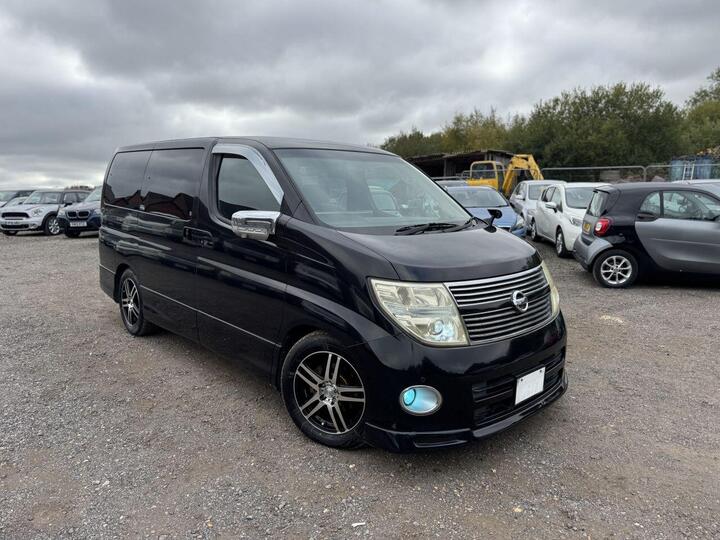 Nissan ELGRAND 3.5 V6 | HIGHWAY STAR | 4WD | SERIES 3 Nissan ELGRAND 3.5 V6 | HIGHWAY STAR | 4WD | SERIES 3