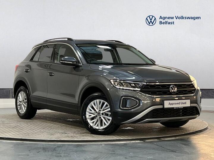 Volkswagen T-roc 1.0 TSI Life Euro 6 (s/s) 5dr Volkswagen T-roc 1.0 TSI Life Euro 6 (s/s) 5dr