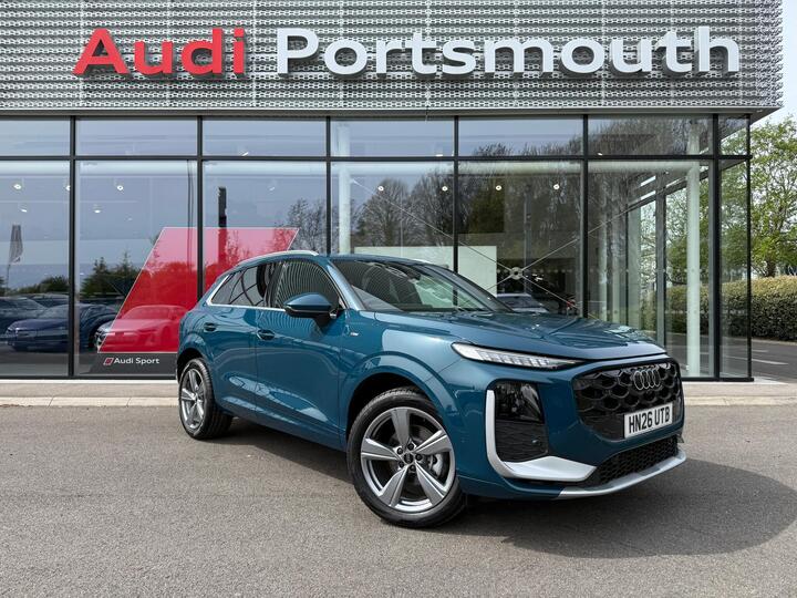 Audi Q3 1.5 TFSI S Line S Tronic Euro 6 (s/s) 5dr
