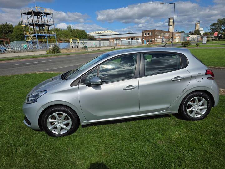 Peugeot 208 1.2 PureTech Active Euro 6 5dr