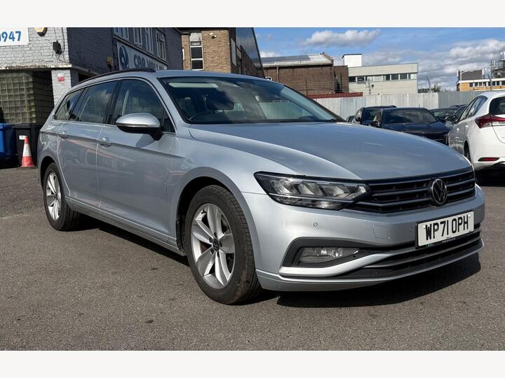 Volkswagen Passat 2.0 TDI SE Nav DSG Euro 6 (s/s) 5dr