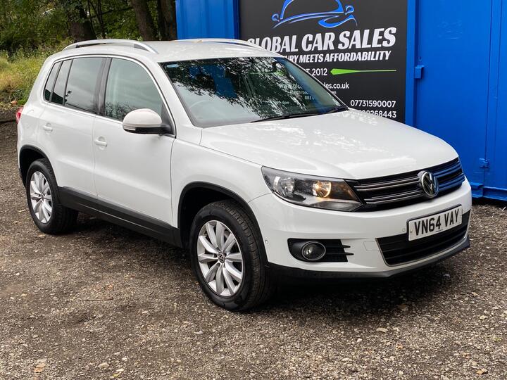 Volkswagen Tiguan 2.0 TDI BlueMotion Tech Match DSG 4WD Euro 5 (s/s) 5dr Volkswagen Tiguan 2.0 TDI BlueMotion Tech Match DSG 4WD Euro 5 (s/s) 5dr
