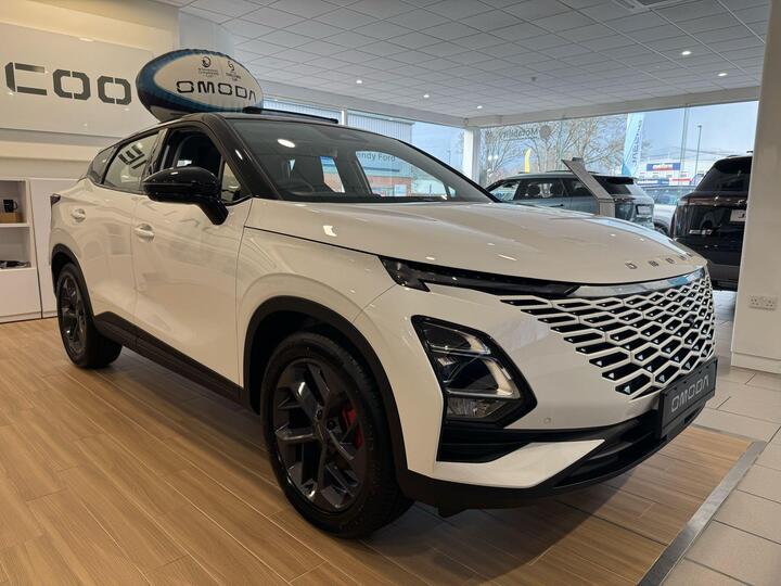 Omoda OMODA 5 1.6 TGDI Noble DCT Euro 6 (s/s) 5dr