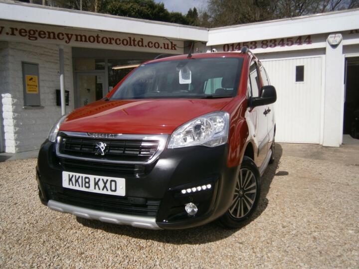 Peugeot Partner Tepee 1.6 BlueHDi Outdoor ETG Euro 6 (s/s) 5dr Peugeot Partner Tepee 1.6 BlueHDi Outdoor ETG Euro 6 (s/s) 5dr