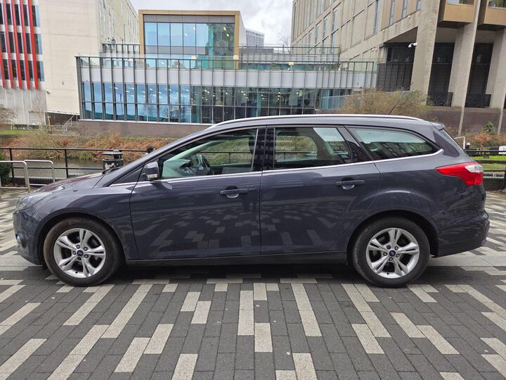 Ford Focus 1.6 TDCi Zetec Euro 5 (s/s) 5dr