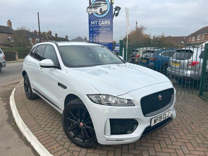 Jaguar F-Pace 2.0 D180 Chequered Flag Auto AWD Euro 6 (s/s) 5dr