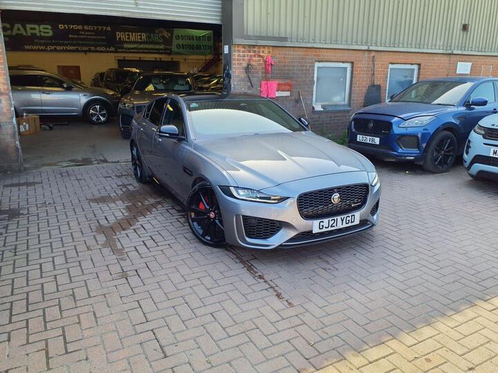 Jaguar XE 2.0 P250i R-Dynamic Black Auto Euro 6 (s/s) 4dr