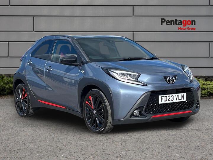 Toyota Aygo X 1.0 VVT-i Undercover Euro 6 (s/s) 5dr Toyota Aygo X 1.0 VVT-i Undercover Euro 6 (s/s) 5dr