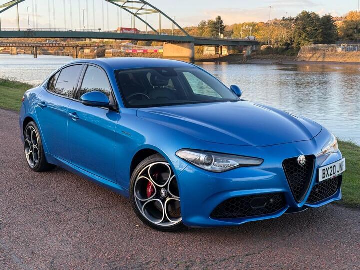 Alfa Romeo GIULIA 2.0T Veloce Auto Euro 6 (s/s) 4dr Alfa Romeo GIULIA 2.0T Veloce Auto Euro 6 (s/s) 4dr
