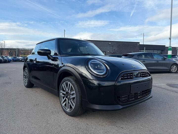 MINI Cooper 1.5C Classic Steptronic Euro 6 (s/s) 3dr
