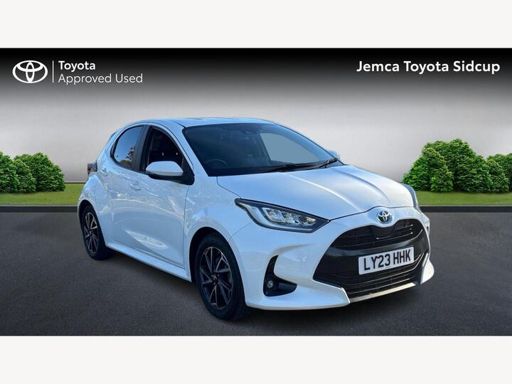Toyota Yaris 1.5 VVT-h Design E-CVT Euro 6 (s/s) 5dr
