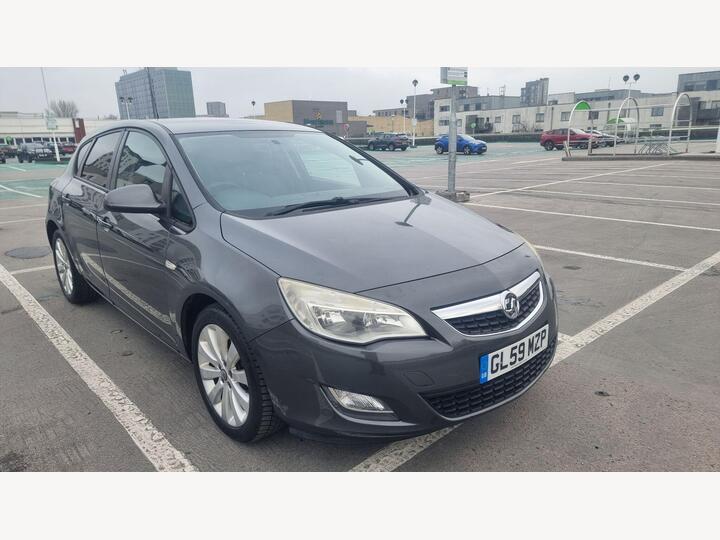 Vauxhall Astra 1.6 16v Exclusiv Euro 5 5dr Vauxhall Astra 1.6 16v Exclusiv Euro 5 5dr