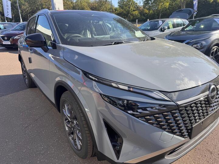 Nissan QASHQAI 1.3 DIG-T MHEV Tekna Euro 6 (s/s) 5dr