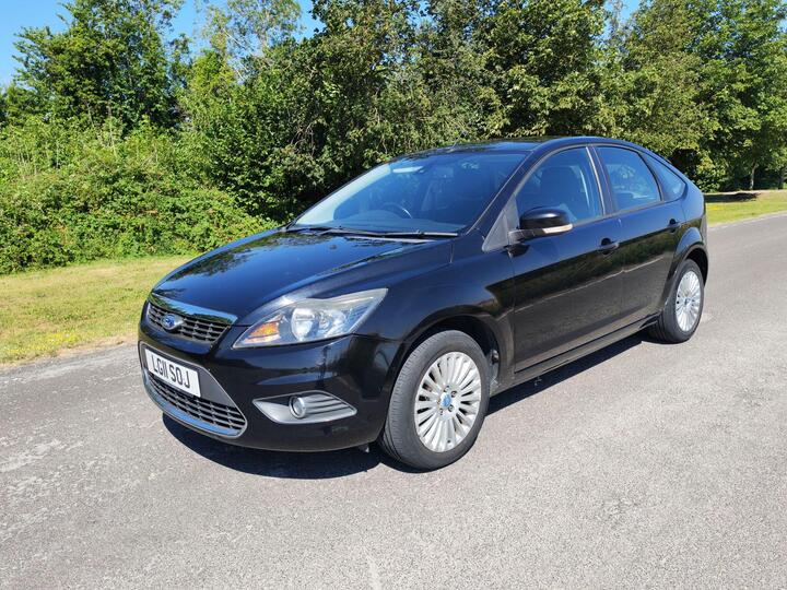 Ford Focus 1.6 Titanium 5dr