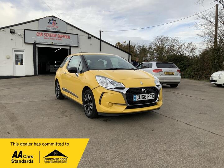DS AUTOMOBILES DS 3 1.2 PureTech Chic Euro 6 3dr DS AUTOMOBILES DS 3 1.2 PureTech Chic Euro 6 3dr