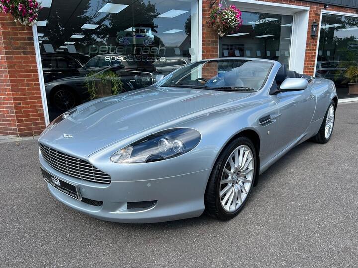 Aston Martin DB9 5.9 Volante Seq 2dr (EU4) Aston Martin DB9 5.9 Volante Seq 2dr (EU4)