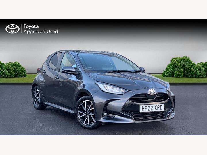 Toyota Yaris 1.5 VVT-h Design E-CVT Euro 6 (s/s) 5dr Toyota Yaris 1.5 VVT-h Design E-CVT Euro 6 (s/s) 5dr