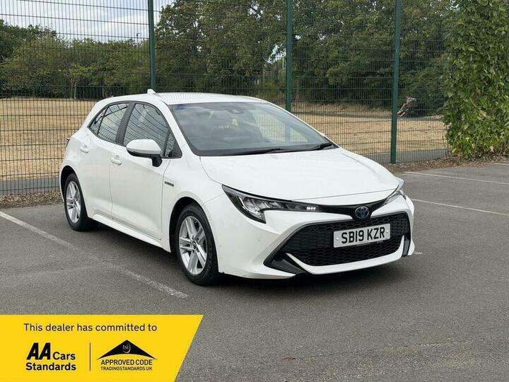 Toyota Corolla 1.8 VVT-h Icon Tech CVT Euro 6 (s/s) 5dr