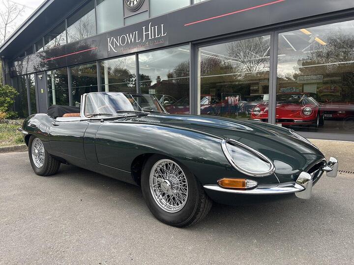 Jaguar E-Type Convertible 4.2 Petrol