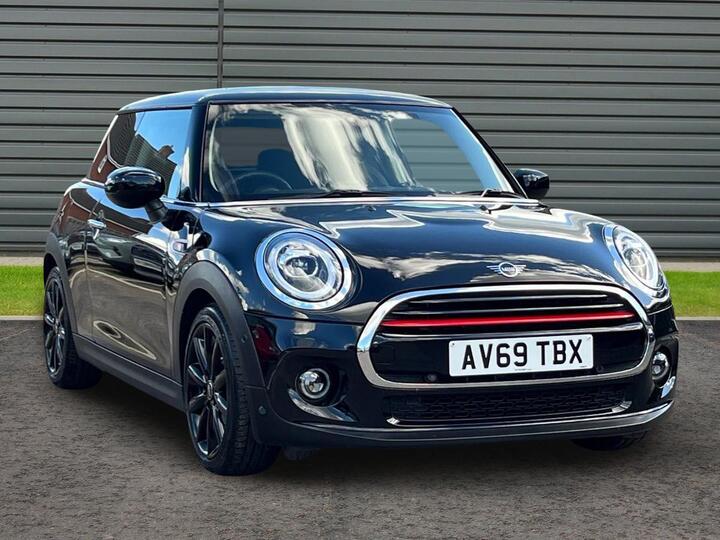 MINI Hatch 1.5 Cooper Classic Steptronic Euro 6 (s/s) 3dr