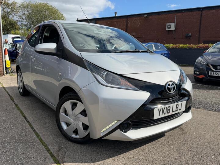Toyota AYGO 1.0 VVT-i X-play Euro 6 5dr