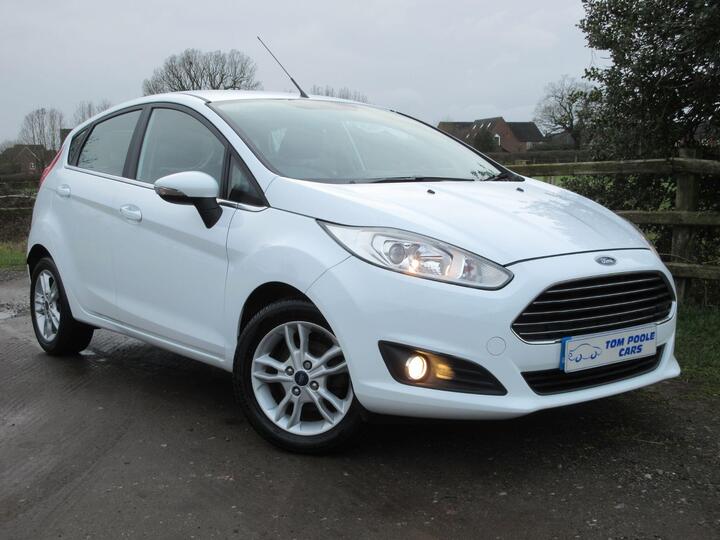 Ford Fiesta 1.25 Zetec Euro 6 5dr