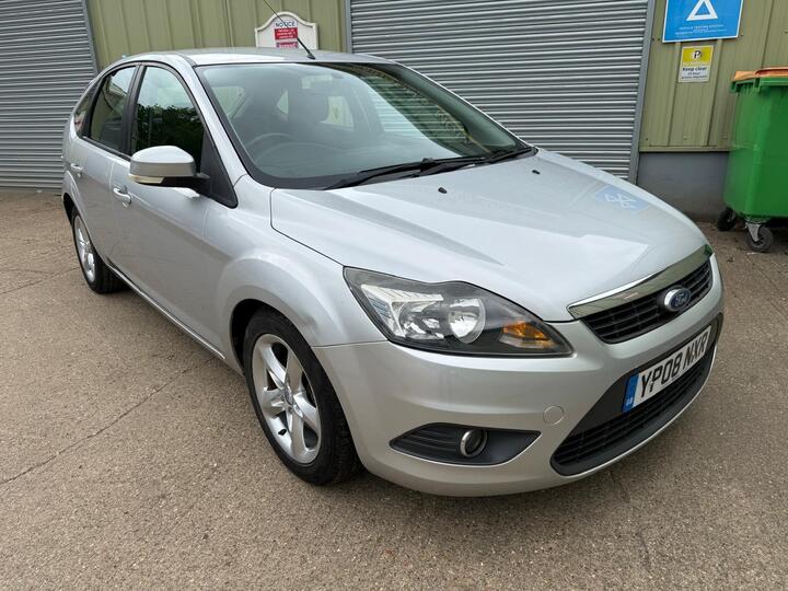 Ford Focus 1.6 Zetec 5dr