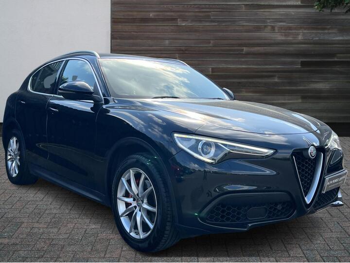 Alfa Romeo Stelvio 2.0T Speciale Auto Q4 AWD Euro 6 (s/s) 5dr