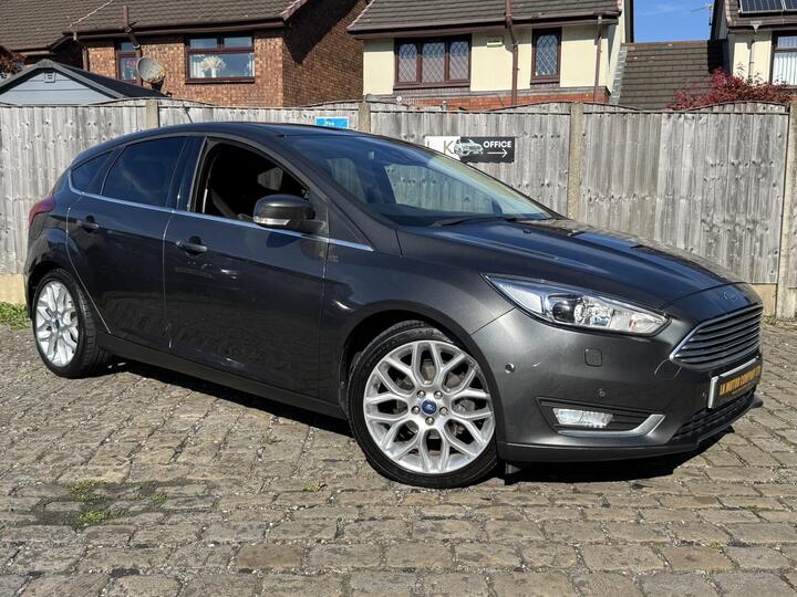 Ford FOCUS 1.0T EcoBoost Titanium X Euro 6 (s/s) 5dr