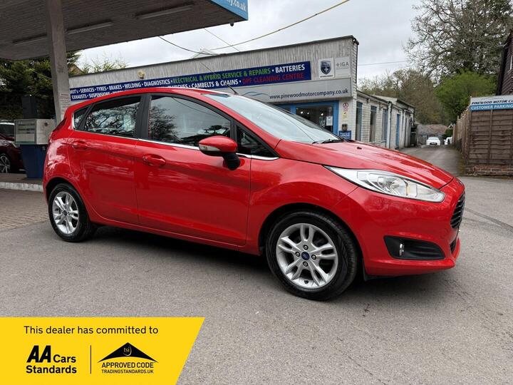 Ford Fiesta 1.0T EcoBoost Zetec Powershift Euro 5 5dr