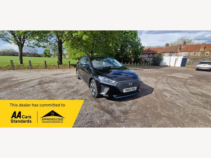 Hyundai IONIQ 1.6 H-GDi SE DCT Euro 6 (s/s) 5dr Hyundai IONIQ 1.6 H-GDi SE DCT Euro 6 (s/s) 5dr