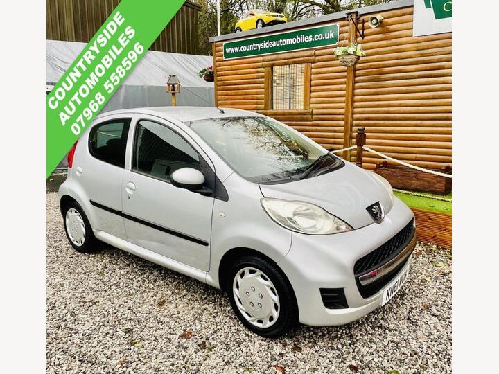 Peugeot 107 1.0 12V Urban Euro 5 5dr
