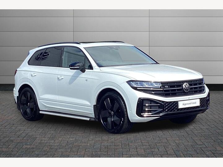 Volkswagen Touareg 3.0 TDI V6 Black Edition Tiptronic 4Motion Euro 6 (s/s) 5dr
