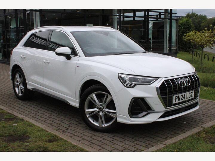Audi Q3 1.5 TFSI CoD 35 S Line Euro 6 (s/s) 5dr