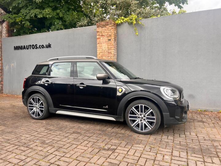 MINI Countryman 1.5 10kWh Cooper SE Exclusive Auto ALL4 Euro 6 (s/s) 5dr MINI Countryman 1.5 10kWh Cooper SE Exclusive Auto ALL4 Euro 6 (s/s) 5dr