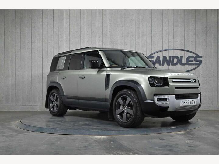 Land Rover Defender 110 3.0 D300 MHEV HSE Auto 4WD Euro 6 (s/s) 5dr Land Rover Defender 110 3.0 D300 MHEV HSE Auto 4WD Euro 6 (s/s) 5dr