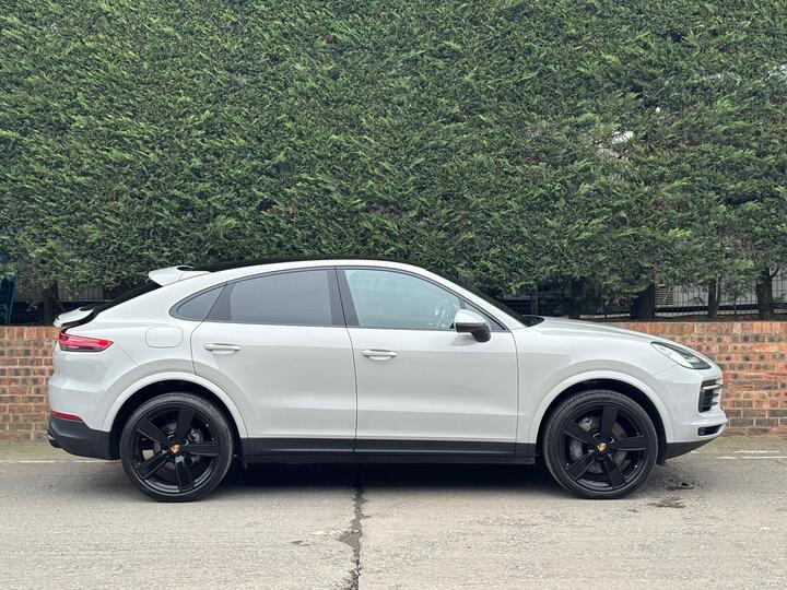 Porsche Cayenne 2.9T V6 S TiptronicS 4WD Euro 6 (s/s) 5dr Porsche Cayenne 2.9T V6 S TiptronicS 4WD Euro 6 (s/s) 5dr