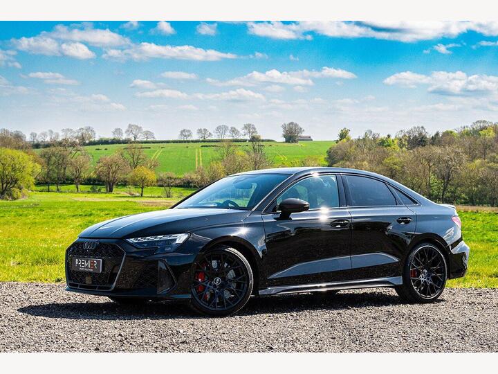 Audi RS3 2.5 TFSI Carbon Vorsprung S Tronic Quattro Euro 6 (s/s) 4dr