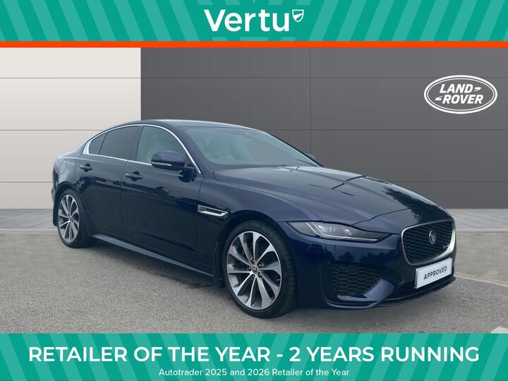 Jaguar XE 2.0 D200 MHEV R-Dynamic SE Black Auto Euro 6 (s/s) 4dr