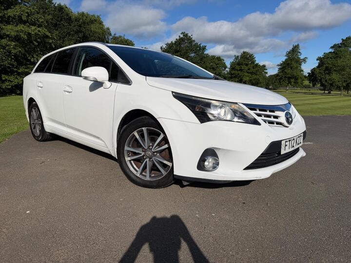 Toyota Avensis 2.0 D-4D TR Tourer Euro 5 5dr