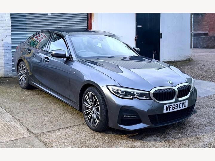 BMW 3 Series 2.0 330e 12kWh M Sport Auto Euro 6 (s/s) 4dr BMW 3 Series 2.0 330e 12kWh M Sport Auto Euro 6 (s/s) 4dr