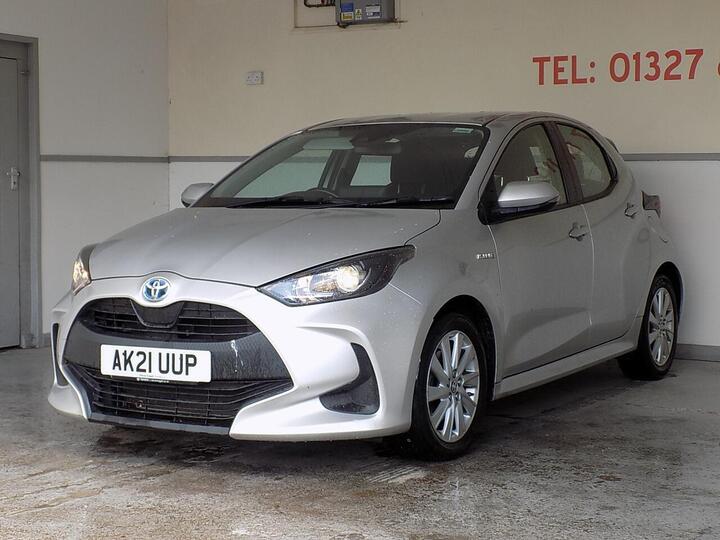 Toyota Yaris 1.5 VVT-h Icon E-CVT Euro 6 (s/s) 5dr