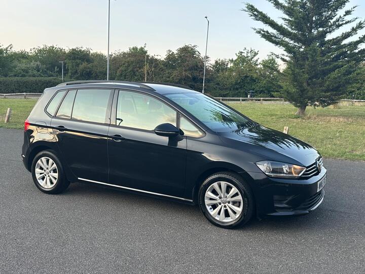 Volkswagen Golf SV 1.4 TSI BlueMotion Tech SE Euro 6 (s/s) 5dr Volkswagen Golf SV 1.4 TSI BlueMotion Tech SE Euro 6 (s/s) 5dr