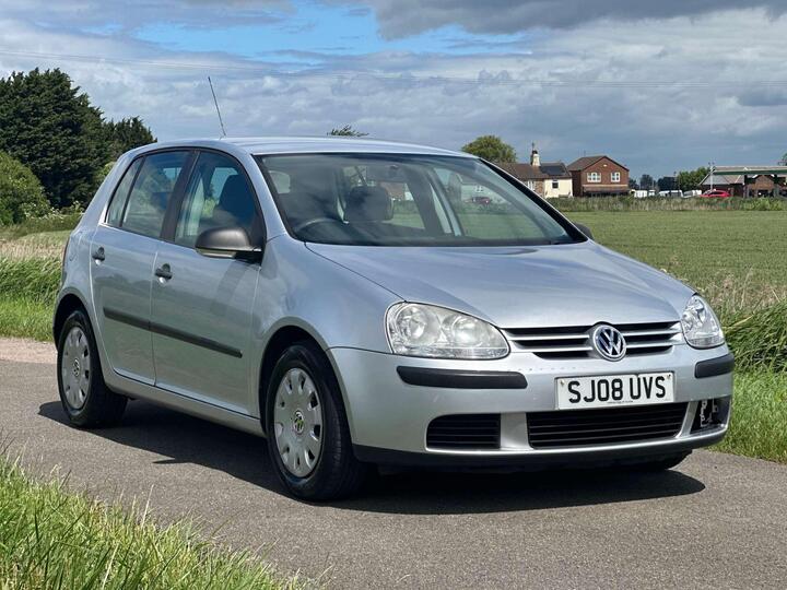 Volkswagen GOLF 1.4 S 5dr
