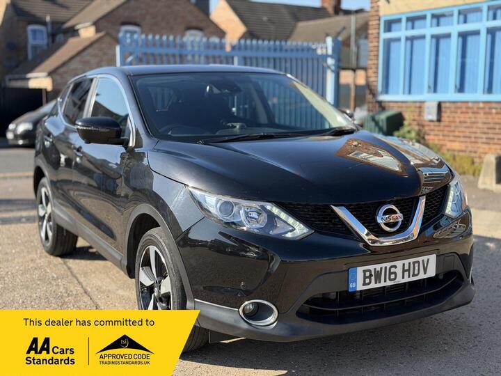 Nissan Qashqai 1.6 DCi N-Connecta XTRON 2WD Euro 6 (s/s) 5dr