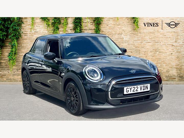 MINI Hatch 1.5 Cooper Classic Steptronic Euro 6 (s/s) 5dr