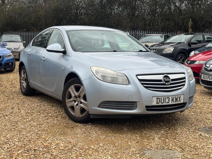 Vauxhall Insignia 1.8 16V Exclusiv Euro 5 5dr Vauxhall Insignia 1.8 16V Exclusiv Euro 5 5dr