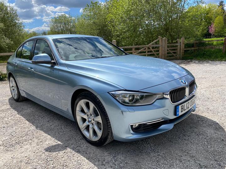 BMW 3 Series 2.0 320i Luxury Auto Euro 5 (s/s) 4dr