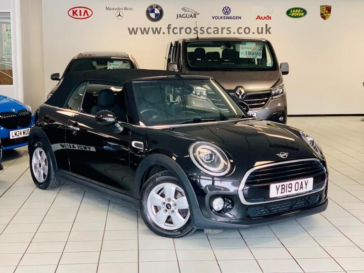 MINI CONVERTIBLE 1.5 Cooper Classic Euro 6 (s/s) 2dr MINI CONVERTIBLE 1.5 Cooper Classic Euro 6 (s/s) 2dr